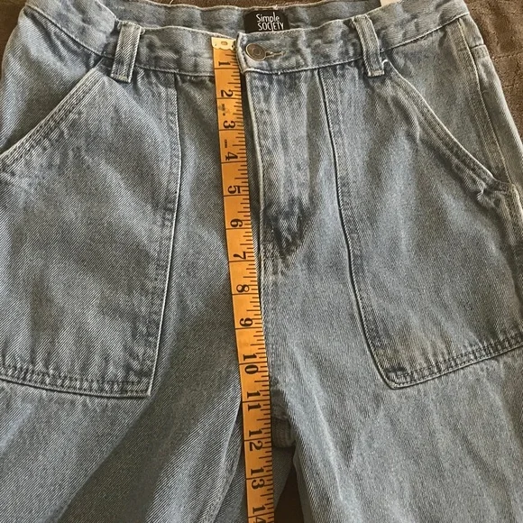 Straight Leg Women's Jeans in Light Blue - Picture 5 of 5